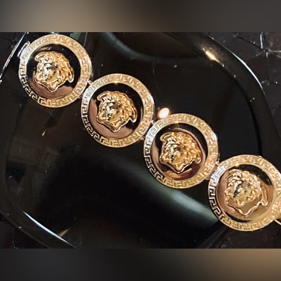 Versace Signature Medusa Coin Sunglasses with Case - Picture 3 of 15